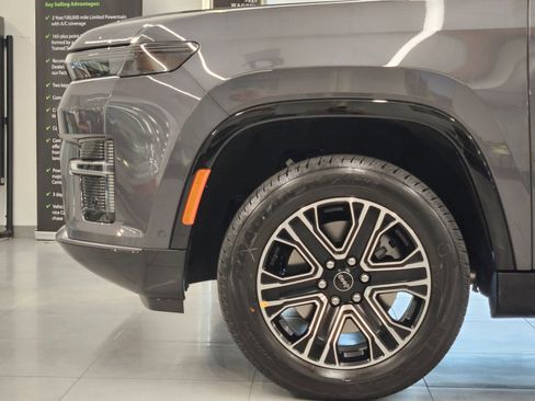 New 2026 Jeep Grand Wagoneer 4WD w/ Premium Group I image 10