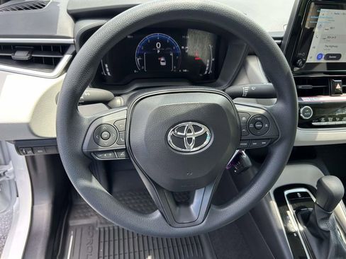 New 2026 Toyota Corolla LE FWD image 17