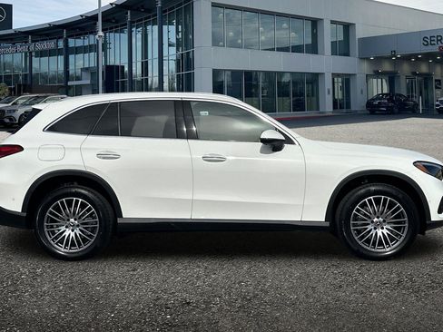 New 2026 Mercedes-Benz GLC 300 4MATIC image 3