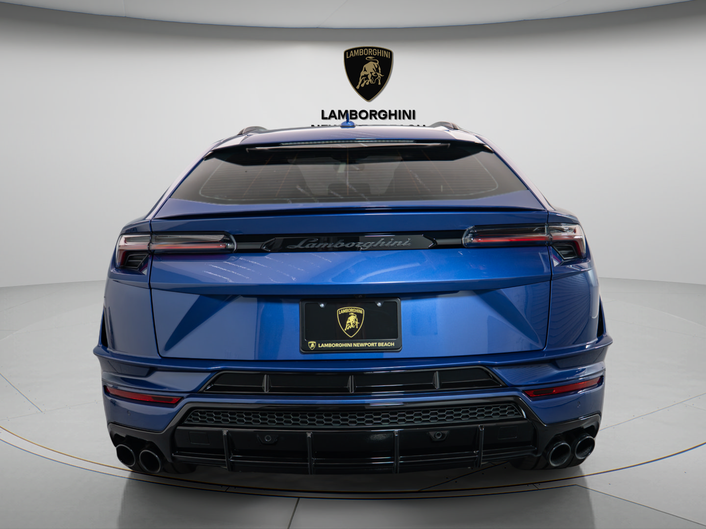 Used 2024 Lamborghini Urus S AWD/4WD image 5
