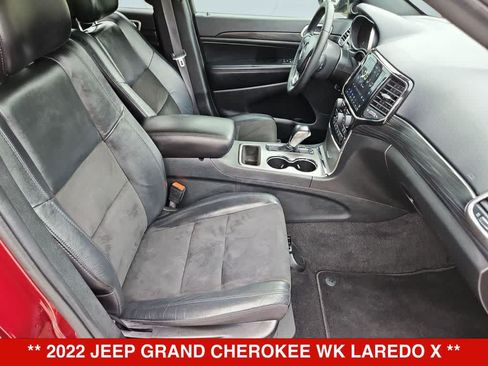 Used 2022 Jeep Grand Cherokee Laredo X RWD image 20