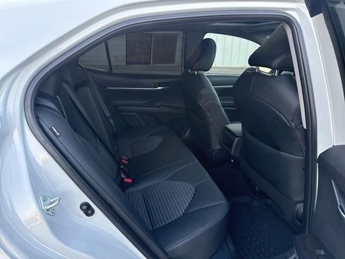 Used 2024 Toyota Camry SE w/ Convenience Package image 16