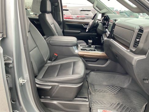 Used 2024 Chevrolet Silverado 1500 LT Trail Boss w/ LT Trail Boss Premium Package image 29