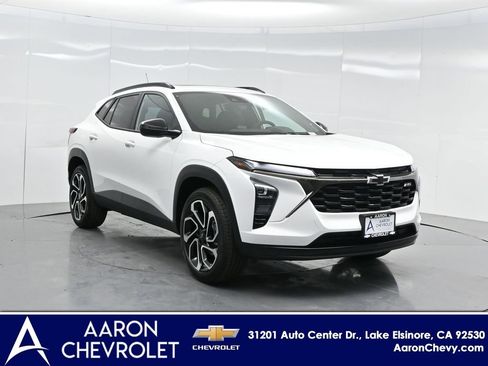 New 2026 Chevrolet Trax RS w/ Sunroof Package image 64