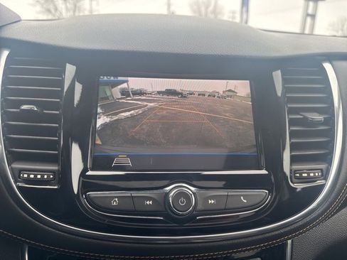 Used 2018 Chevrolet Trax Premier w/ Midnight Edition image 31