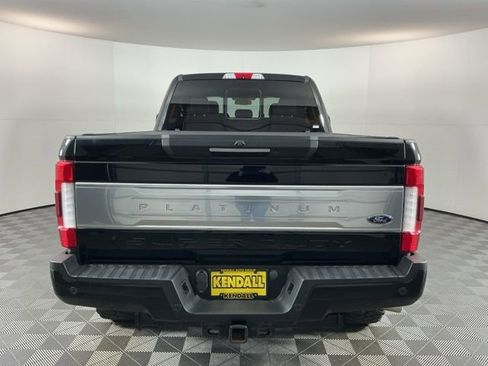 Used 2018 Ford F350 Platinum w/ Platinum Ultimate Package image 5