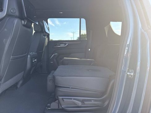 New 2026 GMC Yukon XL Denali w/ Denali Reserve Package AWD/4WD image 12