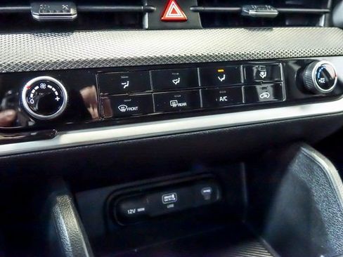 Used 2024 Kia Sportage LX image 18