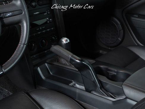 Used 2007 Ford Mustang Shelby GT500 RWD image 30