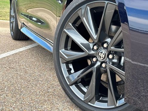 Used 2026 Toyota Corolla SE image 2