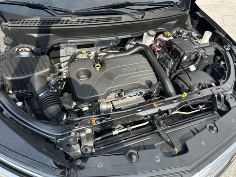 Used 2022 Chevrolet Equinox Premier FWD image 4