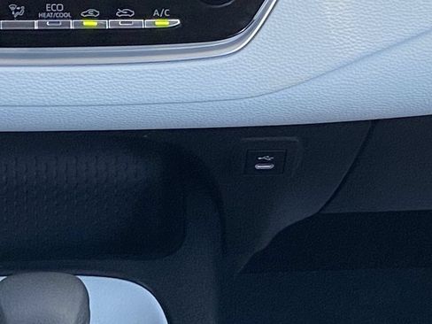 Certified 2026 Toyota Corolla SE FWD image 33