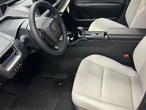 New 2026 Toyota Prius XLE image 7