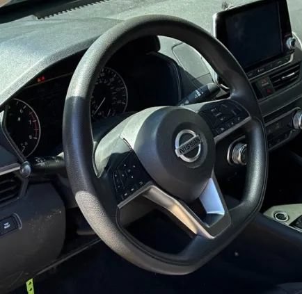 Used 2021 Nissan Altima 2.5 SV FWD image 8