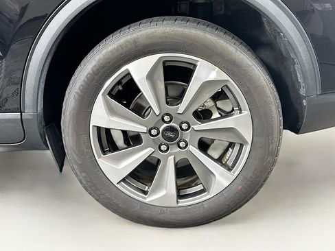 Used 2025 Ford Escape Platinum AWD/4WD image 11