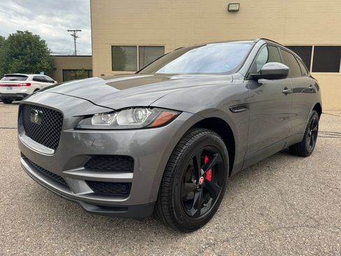 Used 2019 Jaguar F-PACE Premium AWD/4WD image 3