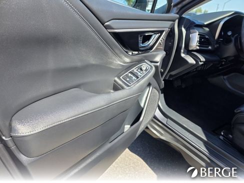 Used 2024 Subaru Outback Touring AWD/4WD image 11
