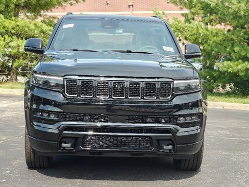 New 2024 Jeep Grand Wagoneer L Series II w/ Quick Order Packagew 28T AWD/4WD image 5