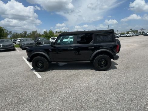 Used 2023 Ford Bronco Black Diamond AWD/4WD image 5