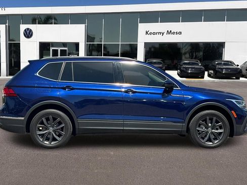 Used 2022 Volkswagen Tiguan SE FWD image 3