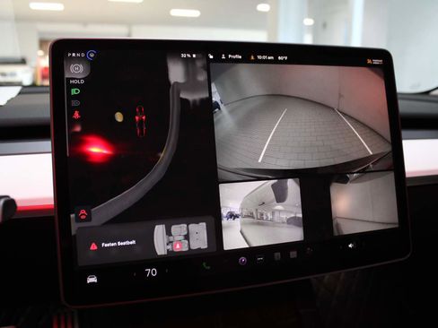 Used 2023 Tesla Model 3 Performance image 16