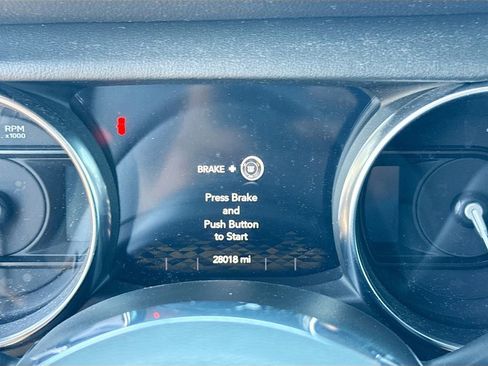 Used 2021 Jeep Wrangler Unlimited Sahara w/ Cold Weather Group AWD/4WD image 13