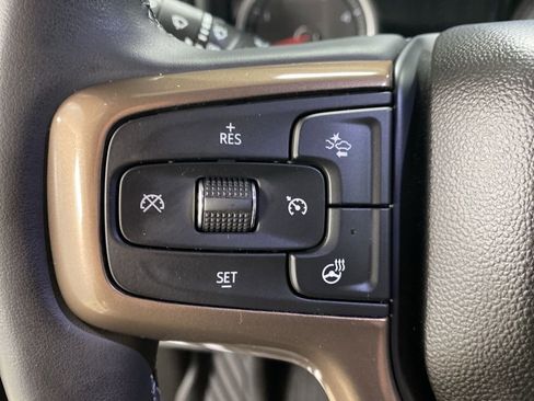 Used 2023 Chevrolet Silverado 3500 High Country w/ Z71 Off-Road Package image 36