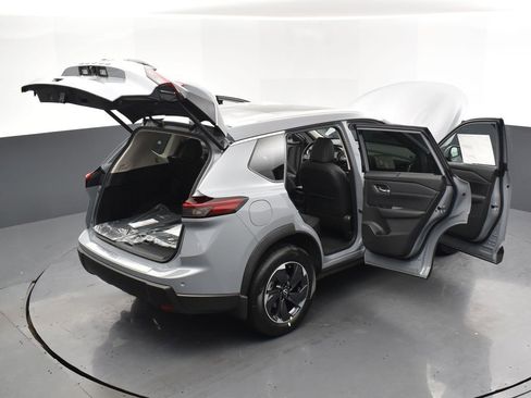 New 2026 Nissan Rogue SV w/ SV Premium Package image 34