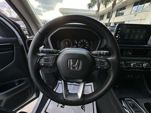 Used 2025 Honda Pilot EX-L image 22