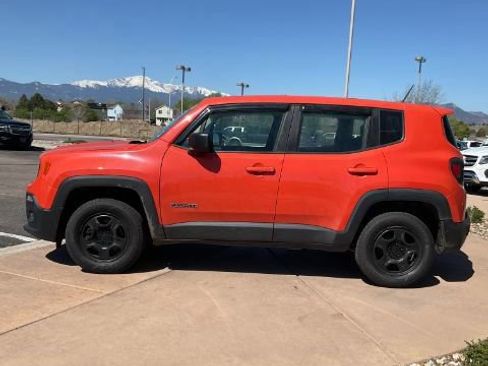Used 2017 Jeep Renegade Sport w/ Power & Air Group AWD/4WD image 5