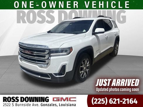 Used 2023 GMC Acadia SLT w/ Technology Package FWD image 1