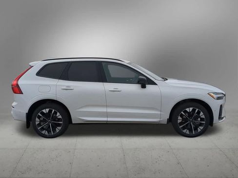 New 2026 Volvo XC60 B5 Plus w/ Climate Package AWD/4WD image 7
