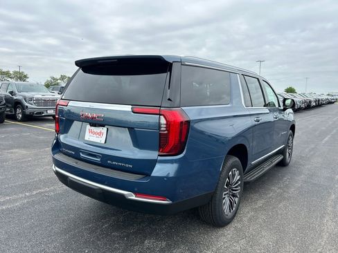 New 2026 GMC Yukon XL Elevation w/ Elevation Premium Package AWD/4WD image 9