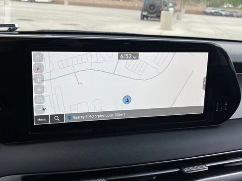 Used 2025 Hyundai Palisade SEL FWD image 24
