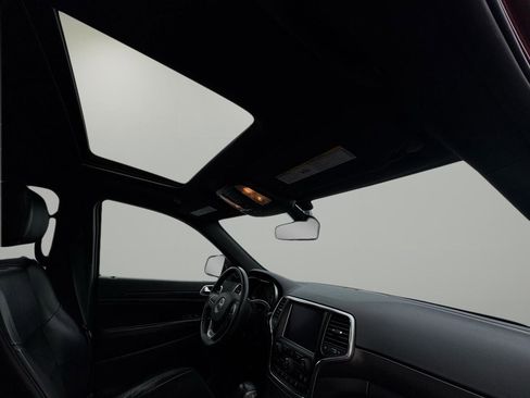 Used 2018 Jeep Grand Cherokee Altitude image 26