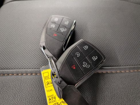 Used 2026 GMC Sierra 1500 AT4 w/ AT4 Premium Package AWD/4WD image 28