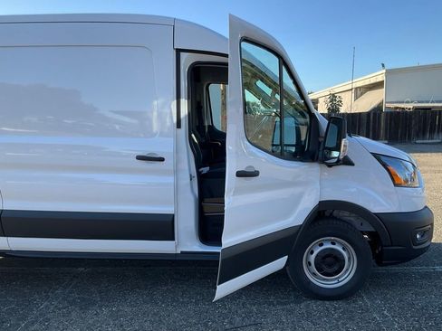 New 2026 Ford Transit 250 Base image 30
