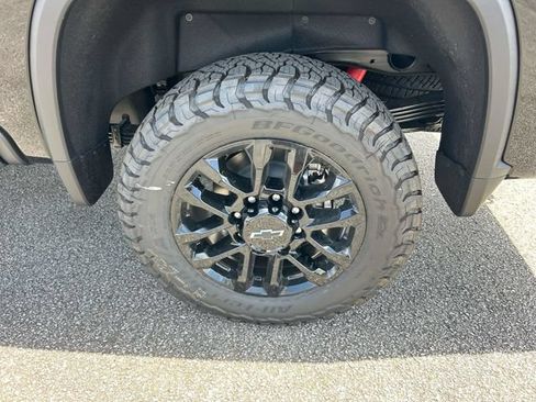 New 2026 Chevrolet Silverado 2500 High Country w/ Midnight Edition AWD/4WD image 14