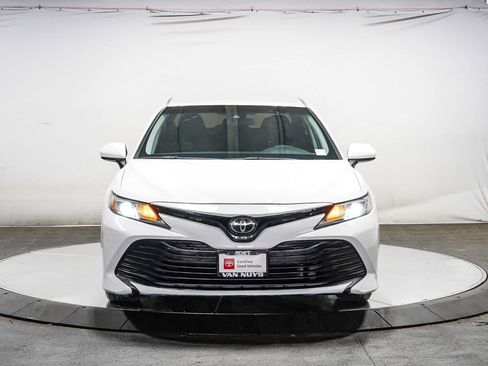 Certified 2019 Toyota Camry LE FWD image 6