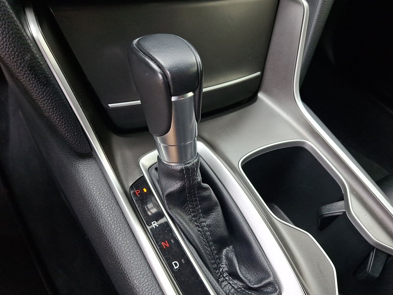 Used 2018 Honda Accord Sport image 13