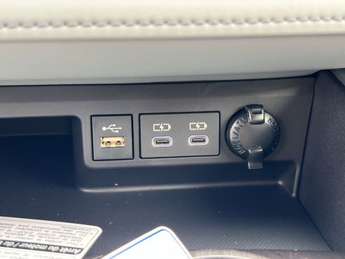 New 2026 Toyota Highlander Platinum image 26