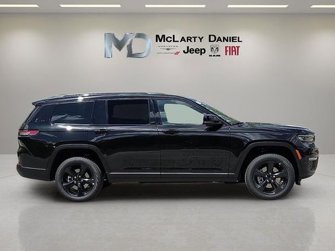 New 2025 Jeep Grand Cherokee L Limited w/ Luxury Tech Group II AWD/4WD image 6