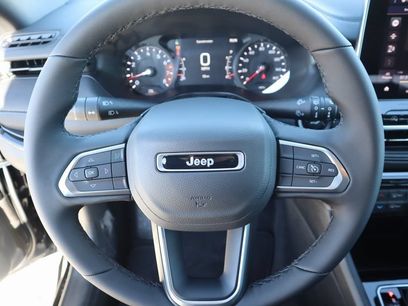 New 2026 Jeep Compass Latitude