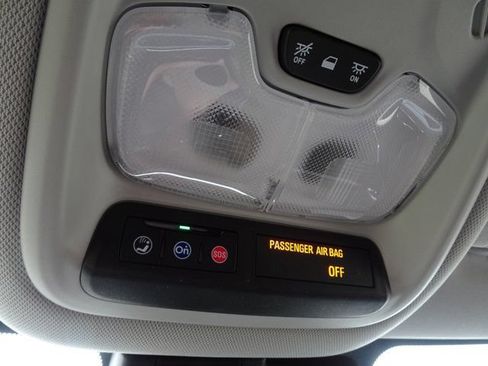 Used 2023 Chevrolet TrailBlazer LT w/ Convenience Package AWD/4WD image 28