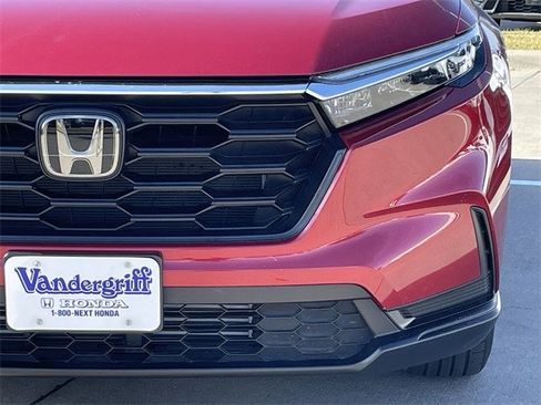 Used 2025 Honda CR-V LX image 7