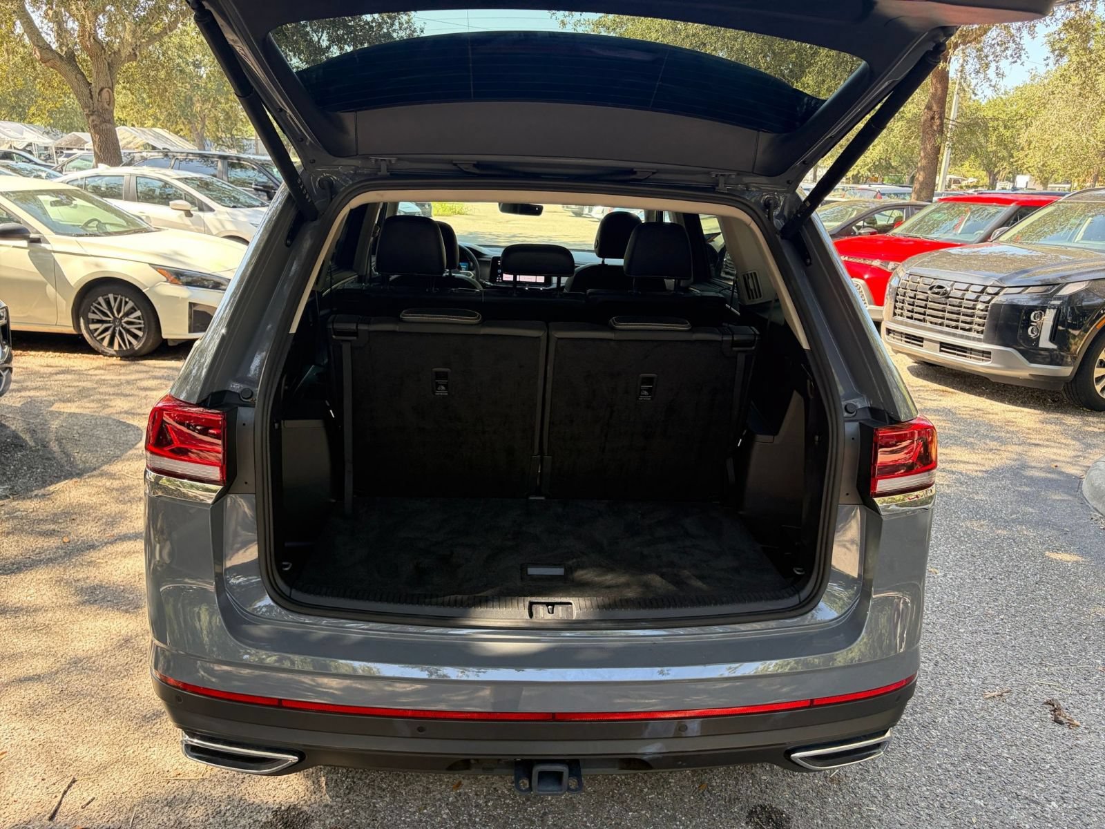 Used 2026 Volkswagen Atlas SE FWD image 33