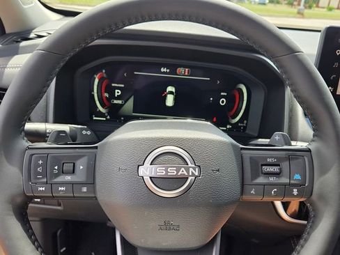 Used 2026 Nissan Rogue Platinum w/ Platinum Premium Package AWD/4WD image 25