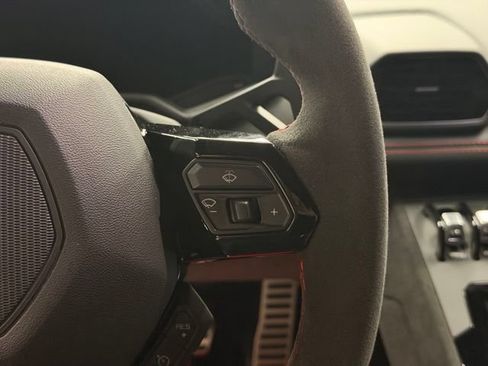 Used 2024 Lamborghini Huracan Sterrato AWD/4WD image 26