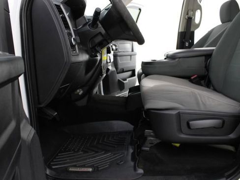 Used 2018 RAM 1500 Express RWD image 14