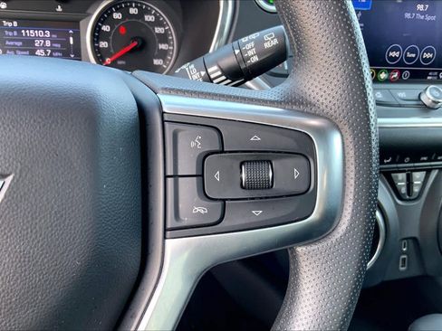 Used 2022 Chevrolet Blazer LT image 25